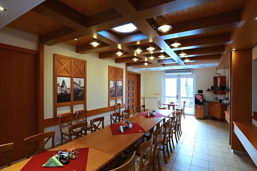 Wellness Penzion Pod Rozhlednou Kostelec nad Orlici Exterior photo