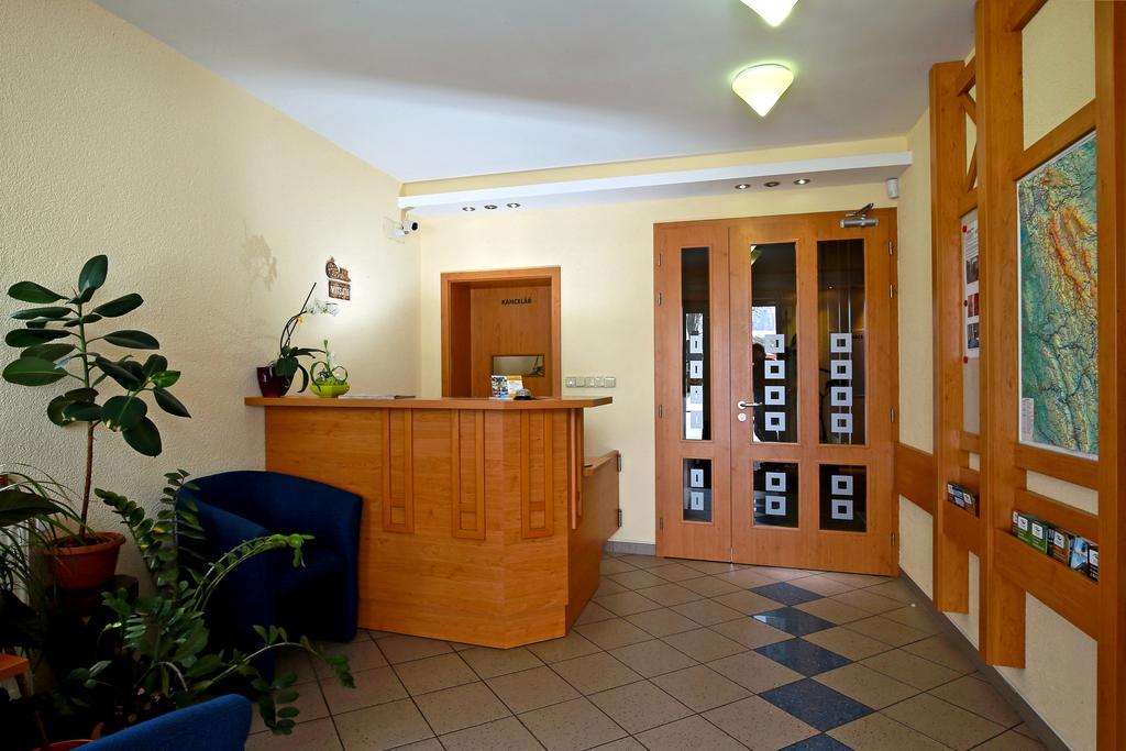 Wellness Penzion Pod Rozhlednou Kostelec nad Orlici Exterior photo